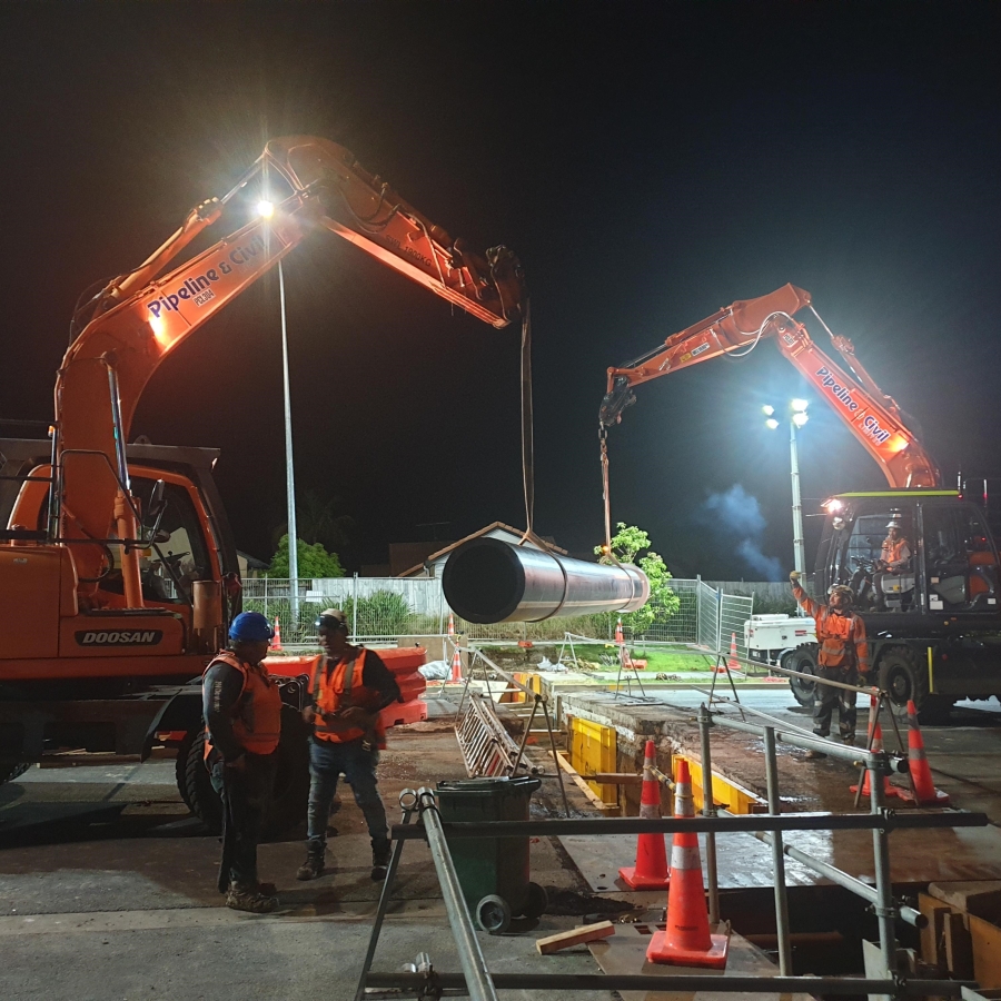 Roy (centre left) on the night shift with the Pipeline & Civil crew